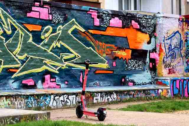 91网独家呈现塌房艺人回归路线|完整纪实